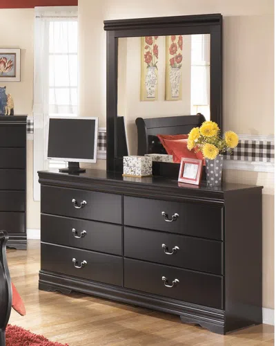 Ashley Huey Vineyard 6 Drawer Dresser And Mirror In Black