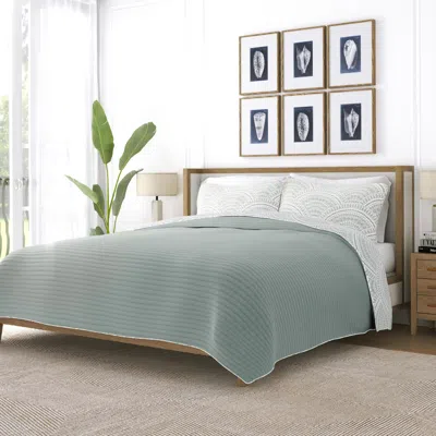 Ashley Ienjoy Home All Season 3 Piece King/california King Scallop Reversible Quilt Set With Shams In Eucalyptus