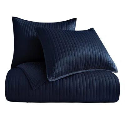 Ashley Indigo Hill Satin Channel 3-piece King Quilt Set In Blue