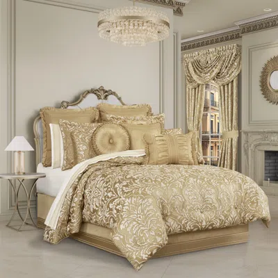 Ashley J. Queen New York Aurelia King 4 Piece Comforter Set In Gold
