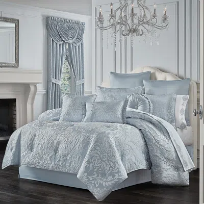 Ashley J. Queen New York Malita 4-piece Comforter Set In Powder Blue