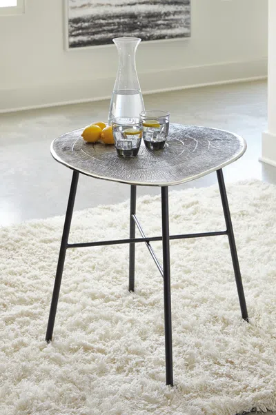 Ashley Laverford End Table In Chrome/black