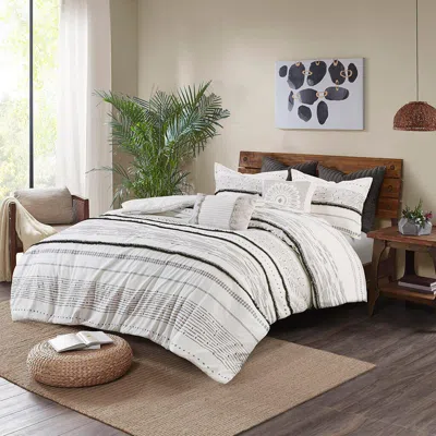 Ashley Nea King/california King Printed Comforter Set With Trims In Black/white