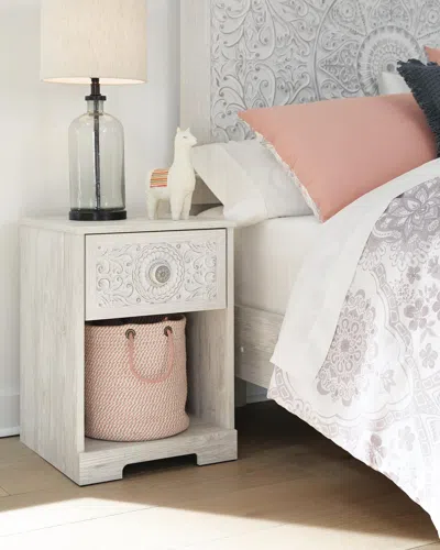 Ashley Paxberry 20" 1 Drawer Nightstand In Whitewash