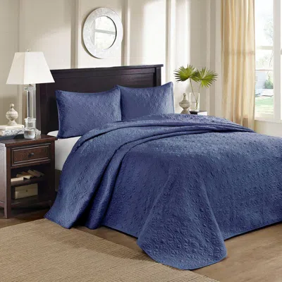 Ashley Quebec King Reversible Bedspread Set In Navy