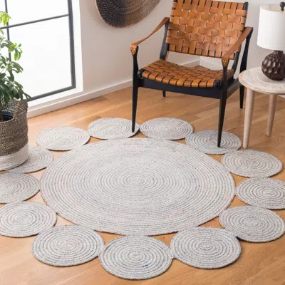 Ashley Safavieh Cape Cod Collection Flavie 5' X Round Rug In Gray/pink