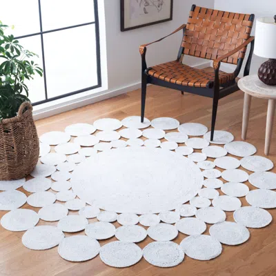Ashley Safavieh Cape Cod Collection Hledis 5' X Round Rug In Ivory