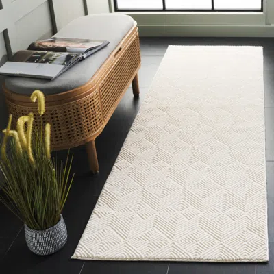 Ashley Safavieh Revive Renny 4' X 6' Area Rug In Ivory