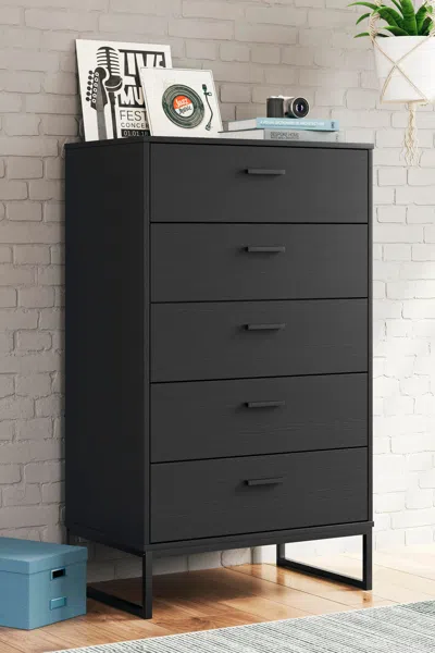 Ashley Socalle 5 Drawer Chest Of Drawers In Black