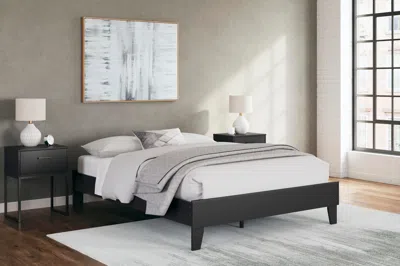 Ashley Socalle Platform Bed In Black