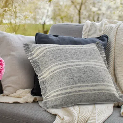 Ashley Suvii Home Addison Fringed Decorative Indoor / Outdoor Pillow In Gray/white