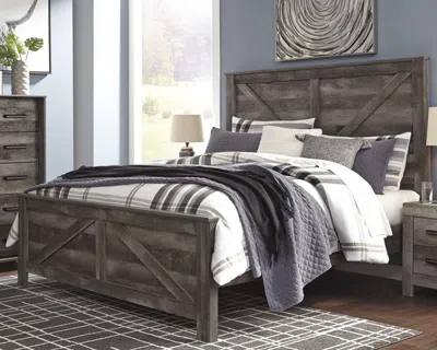 Ashley Wynnlow King Crossbuck Panel Bed In Gray