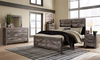 Ashley Wynnlow King Crossbuck Panel Bed With Mirrored Dresser In Gray