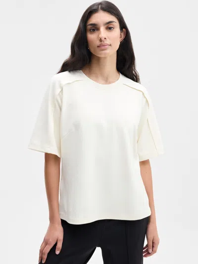Athleta Tempo Tee In Pearl