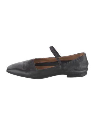 Pre-owned Atp Atelier Leather Ballet Flats In Black