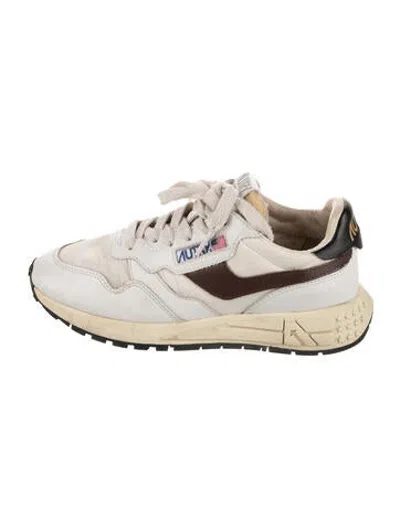 Pre-owned Autry Leather Athletic Sneakers In White