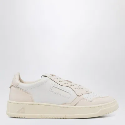 Autry White/light Pink Medalist Sneakers