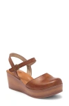B O C Dalia Platform Clog Sandal In Dark Tan