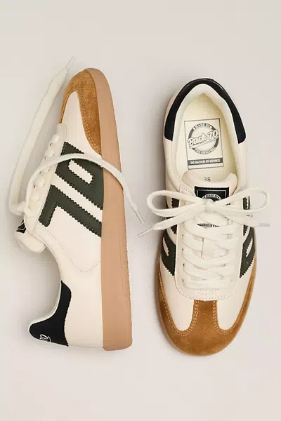 Back 70 Cloud W26 Sneakers In Neutral