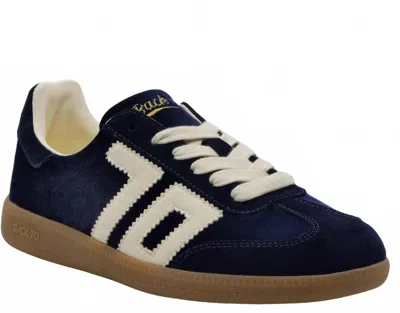 Back 70 Women's Cloud W26 Shoes In Velvet Royal Butter In Blue