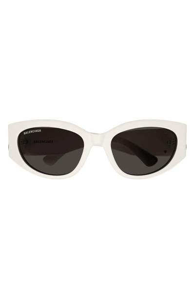 Balenciaga 55mm Round Sunglasses In White Grey