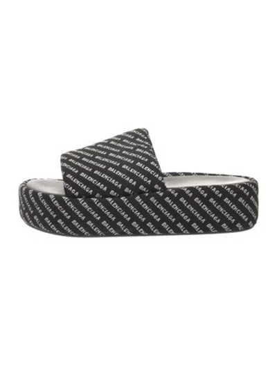 Pre-owned Balenciaga Graphic Print Slides In Black