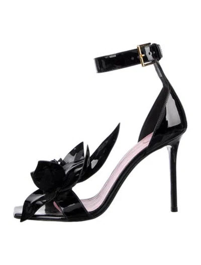 Pre-owned Balmain Patent Leather Pumps In Black