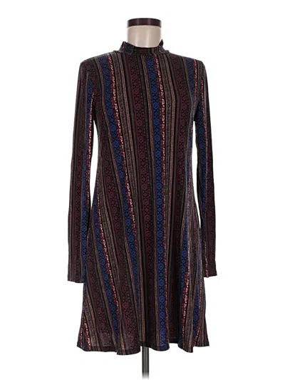 Pre-owned Bcbgeneration Casual Dress In Burgundy