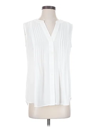 Pre-owned Bcbgmaxazria Sleeveless Blouse In White
