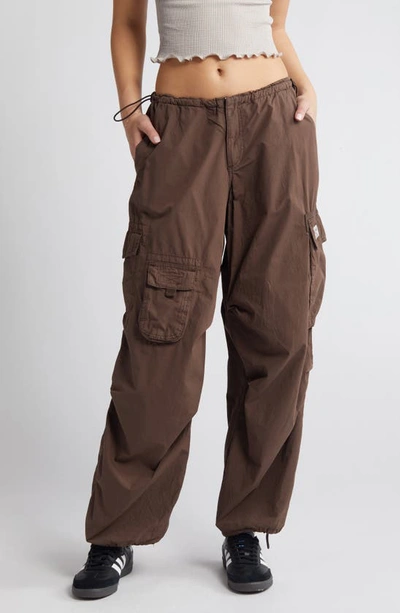 Bdg Urban Outfitters Cotton Cargo Joggers In Chocolate