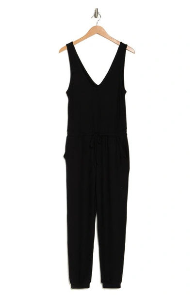 Beyond Yoga Day Off V-neck Sleeveless Jumpsuit In Black