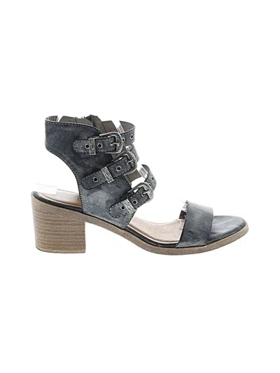 Pre-owned Bke Sandals In Gray