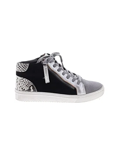 Pre-owned Blondo Sneakers In Gray