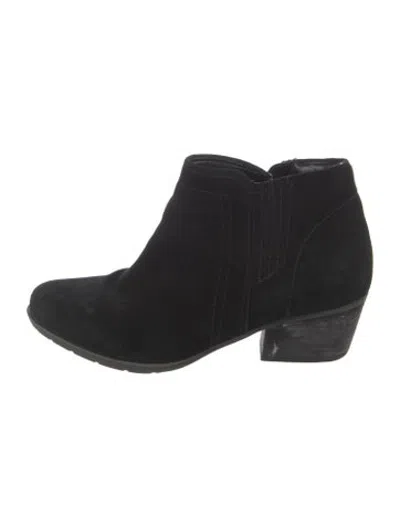 Pre-owned Blondo Suede Boots In Black