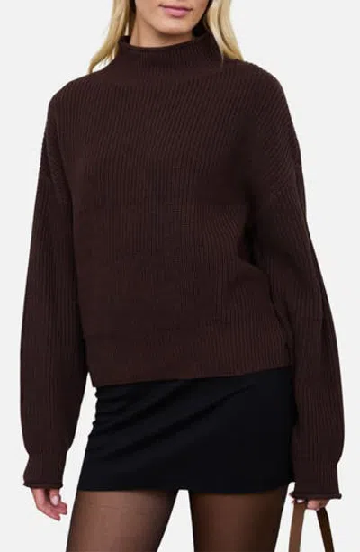 Blu Pepper Ribbed Mock Neck Cropped Sweater In Brown
