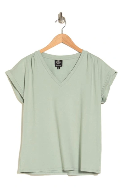 Bobeau Shirred V-neck T-shirt In Heather Jade