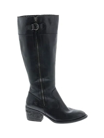 Pre-owned Born Boots In Black