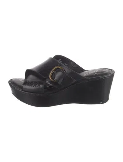 Pre-owned Born Leather Slides In Black