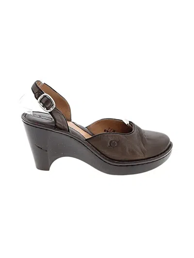 Pre-owned Born Wedges In Brown