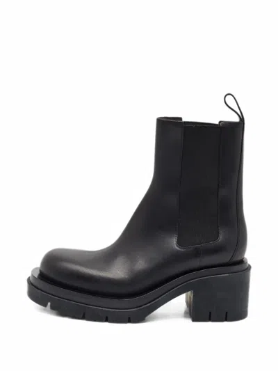 Pre-owned Bottega Veneta Lug Chelsea Ankle Boots In Black