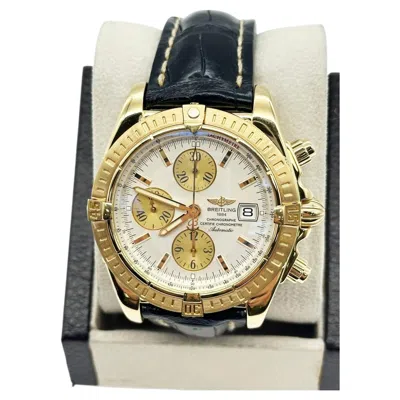 Pre-owned Breitling K13356 Chronomat Evolution 44mm White Dial 18k Yellow Gold