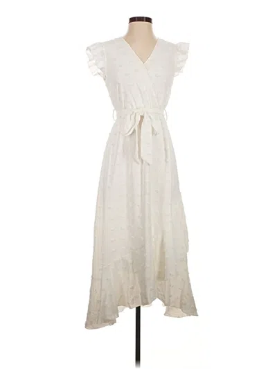 Pre-owned Btfbm Casual Dress In Ivory