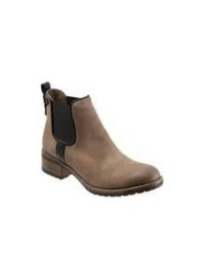 Bueno Women's Cherish Boot In Brown Natural In Blue