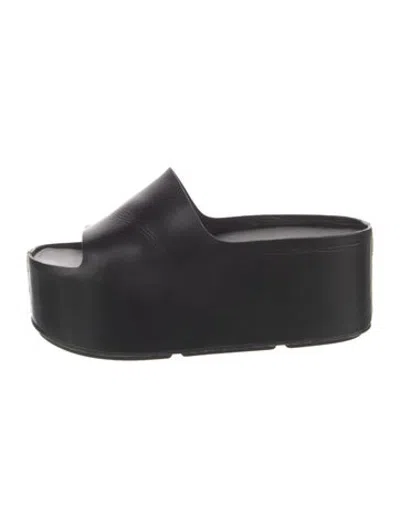 Pre-owned Burberry Leather Slides In Black