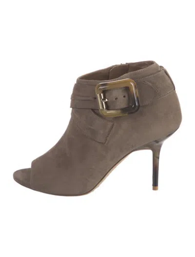 Pre-owned Burberry Suede Pumps In Brown
