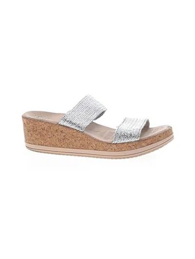 Pre-owned Bzees Wedges In Silver
