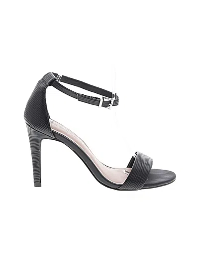 Pre-owned Call It Spring Sandals In Black