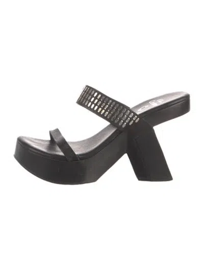 Pre-owned Calleen Cordero Leather Slides In Black