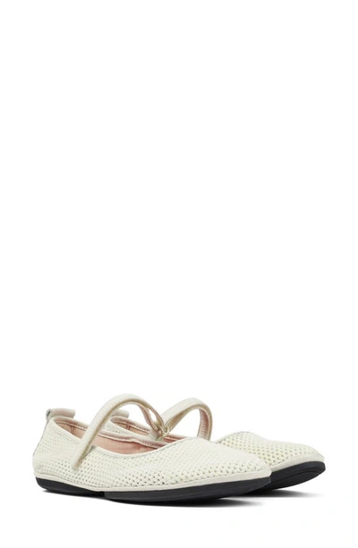 Camper Right Nina Mary Jane Flat In White Natural