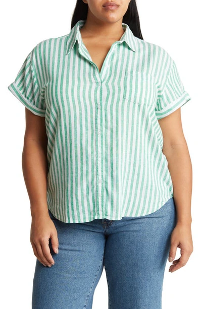 Caslon Linen Blend Button-up Camp Shirt In Green Bright Katie Stripe